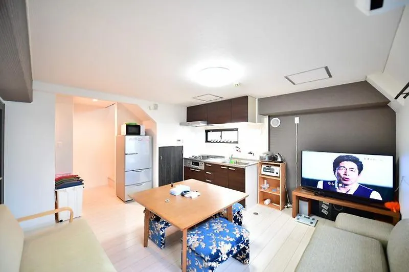 901 Three Bedrooms Large Apt At Jr Shinjuku Station新宿二丁目 Tokio